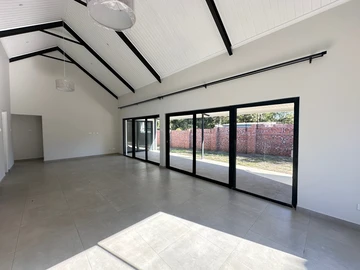 2 Bedroom Garden Flat