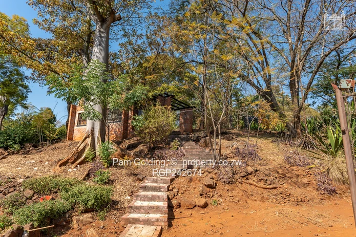 Charming 3 Bedroom Family Home in Serene Setting