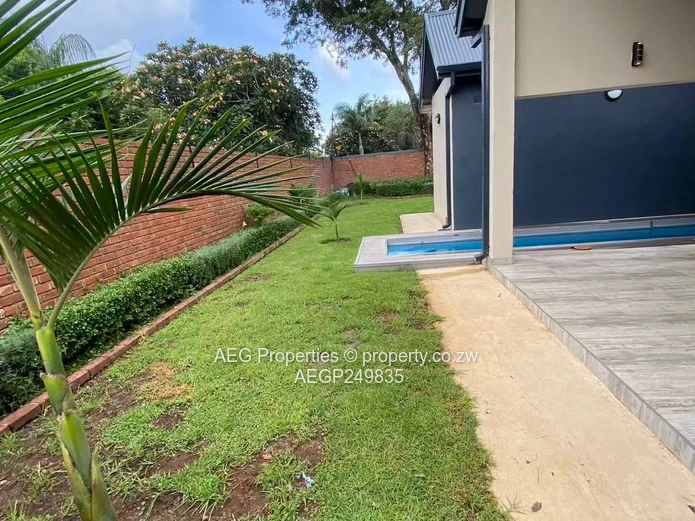 4  Bed Townhouse To Rent 