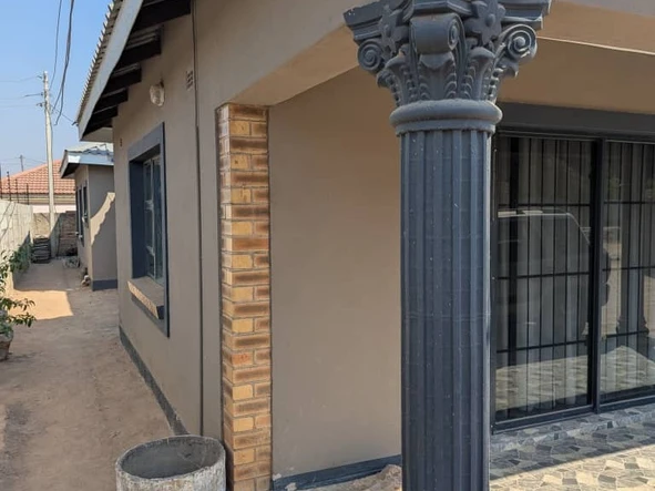 5 Bedroom House
