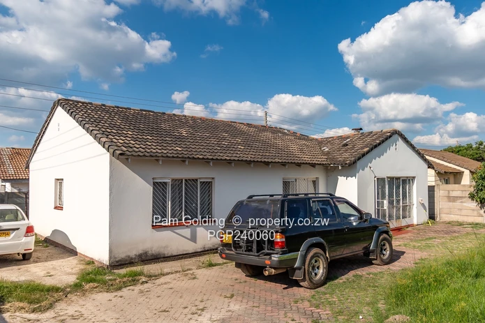 Neat cosy house for sale