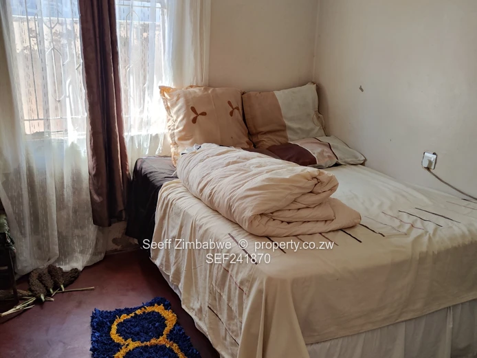 Emganwini Neat & Convenient family Home (Sole Mandate)