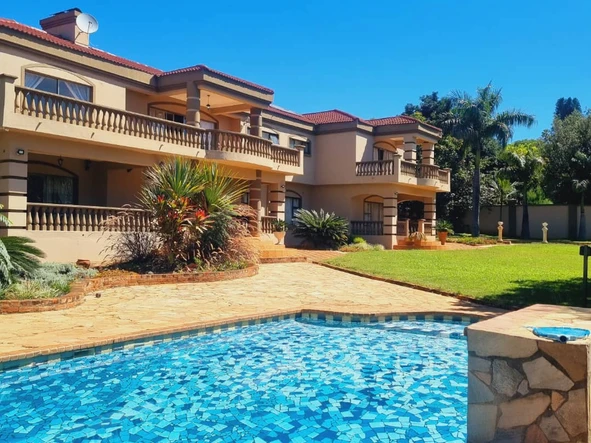 9 Bedroom House