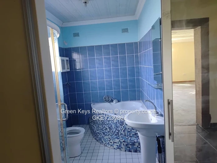 Solid, spacious, 5 beds house 