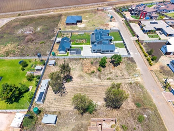 Stands & Residential Land