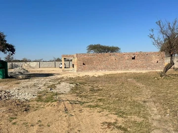 Stands & Residential Land