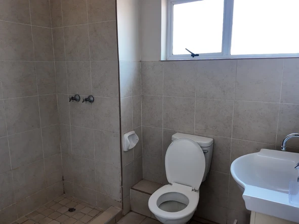 3 Bedroom Flat & Apartment