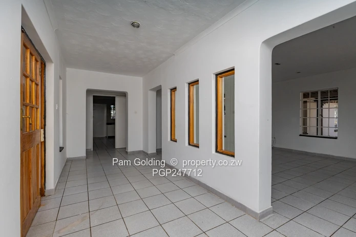 4 bedroomed house to let  ,Folyjon Crescent Glen Lorne