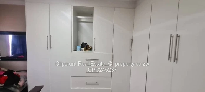 Prospect waterfalls house forsale