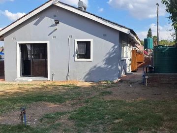 6 Unit Townhouse Complex