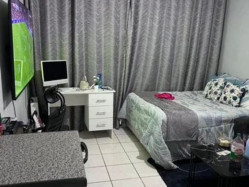 Flat & Apartment