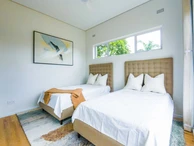 6 Unit Townhouse Complex