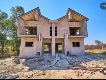 3 Bedroom Flat & Apartment