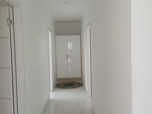 3 Bedroom Flat & Apartment