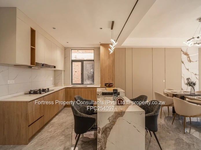 4-Bed Luxury Villa in Highlands for Sale