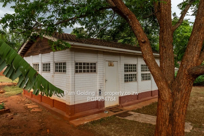 Redevelop This High-Visibility Property (Sole Mandate)