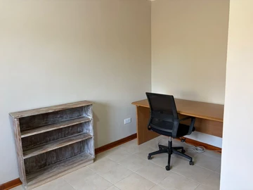 3 Bedroom Flat & Apartment