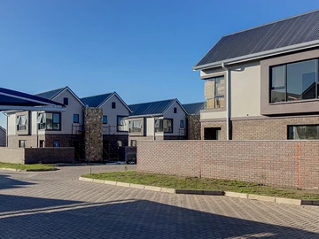 3 Bedroom Garden Flat