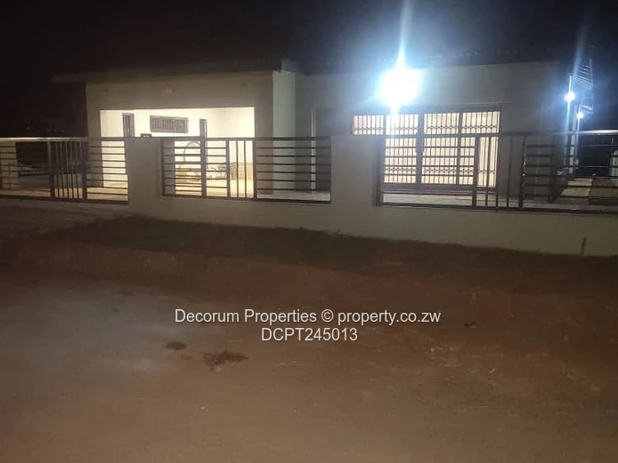 Stylish 4-Bed Tynwald Home — Borehole & Modern Finishes