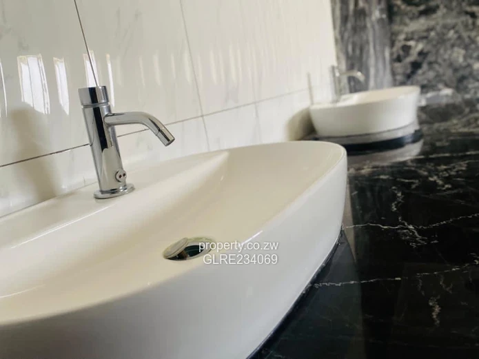 The Smart Estate: A Greystone Park Marvel House To Let 