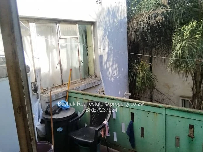 One bedroom flat for sale in bulawayo cbd 