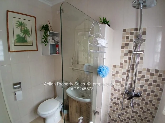 Fully Furnished 2 Bed Garden Flat! 