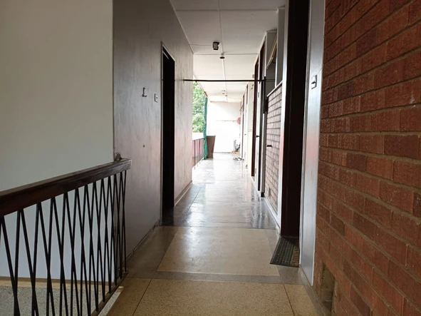 Flat & Apartment