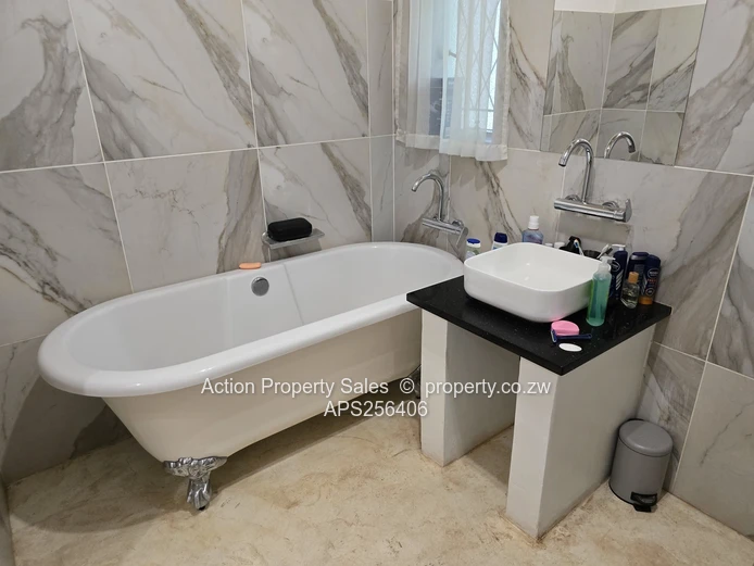 Lovely Townhouse For Rent In The Brooke 