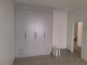 4 Bedroom Garden Flat