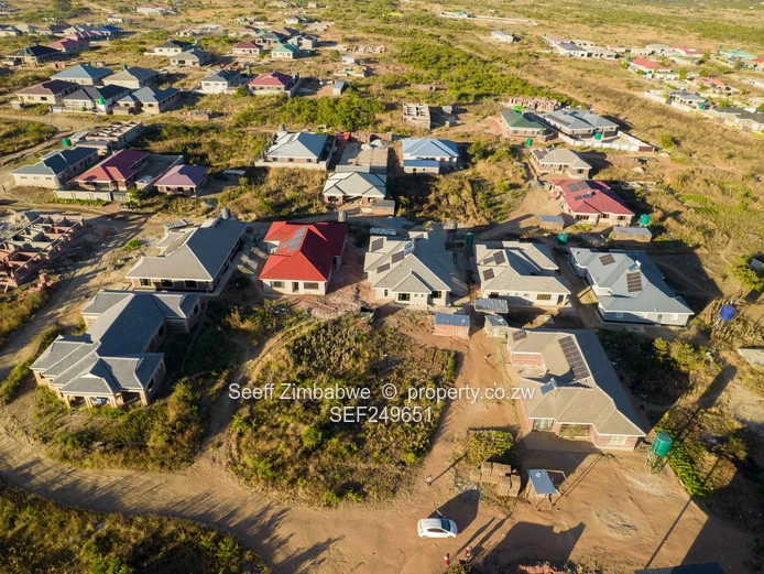 Investment opportunity in Adelaide Park in Gweru!