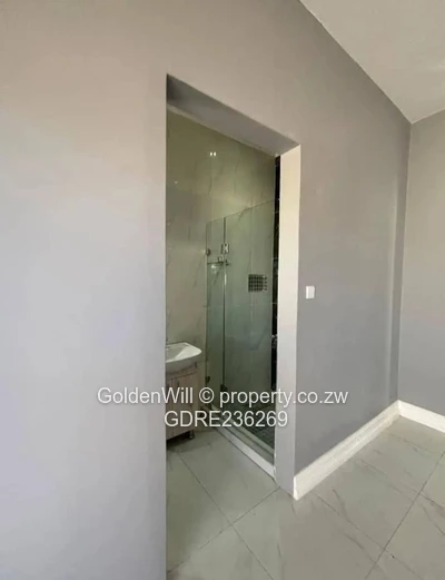 Pomona Luxurious House for Sale 