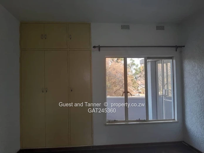 1 Bedroom Flat/Apartment to Rent in Avenues