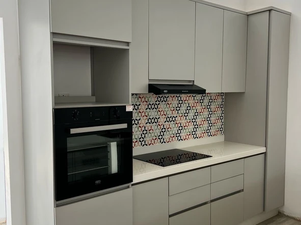 3 Bedroom Flat & Apartment