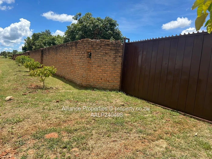 3.8ha Property Near Bulawayo Road – Ideal for Development or Expansion