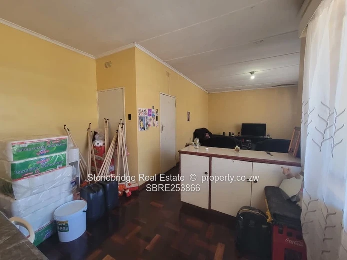 2 Bedroom Rogean Flat For Sale