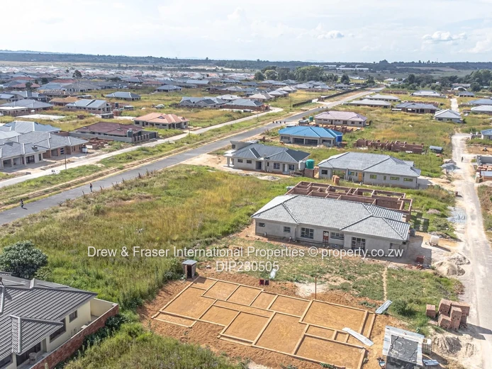 Prime 600m² Stand in Erasmus Park — Tarred Road, Sewer & Water