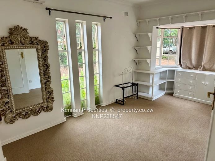 Large Townhouse for Sale in Borrowdale