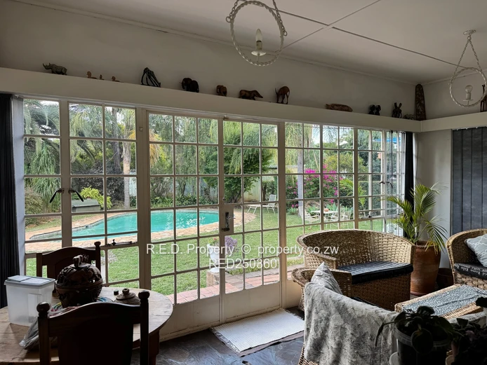 Neat Family Home In a Prime Location - Hillside!