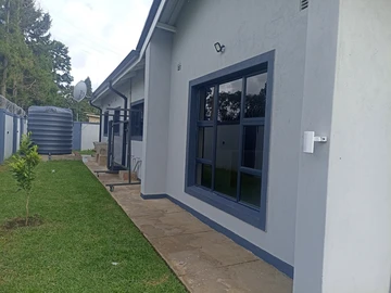 3 Bedroom Garden Flat