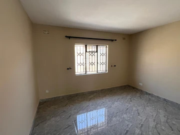 3 Bedroom Garden Flat