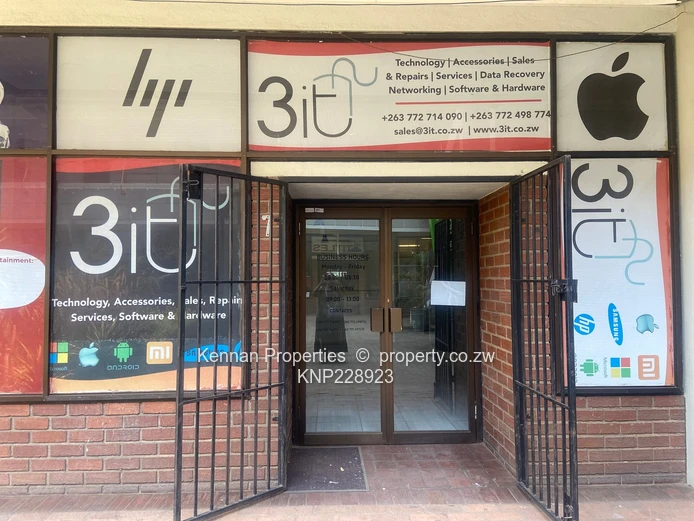 Retail Shop available to let 