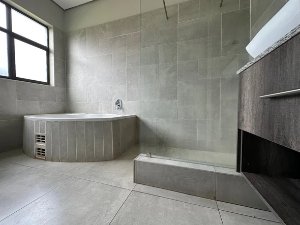 4 Unit Townhouse Complex