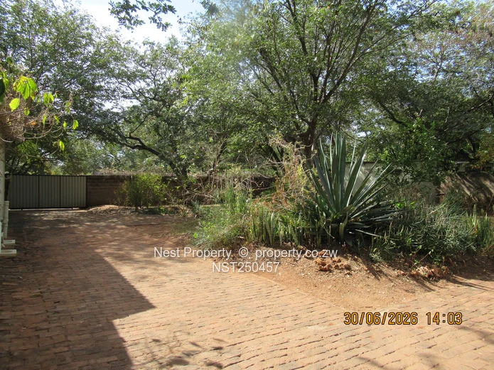 Family Home For Sale In Victoria Falls