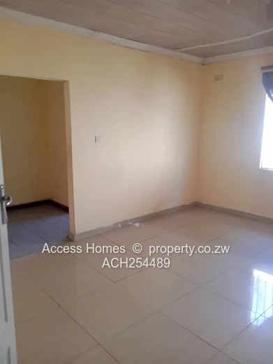 Zengeza 3 House for rent 