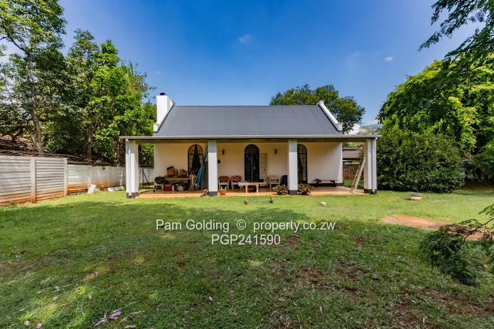 Classic Cape Dutch Architecture in Greendale North / Highlands