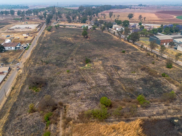 Commercial & Industrial Land