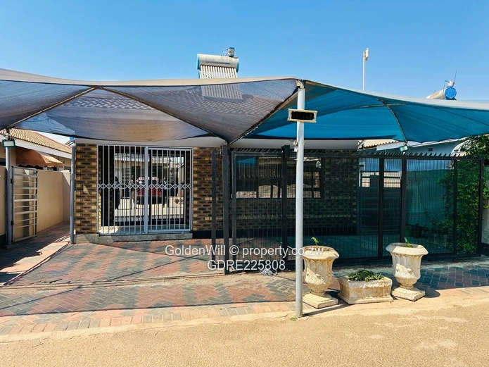 Aspindale park 4 bed for sale 