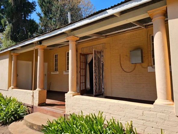 8 Bedroom House