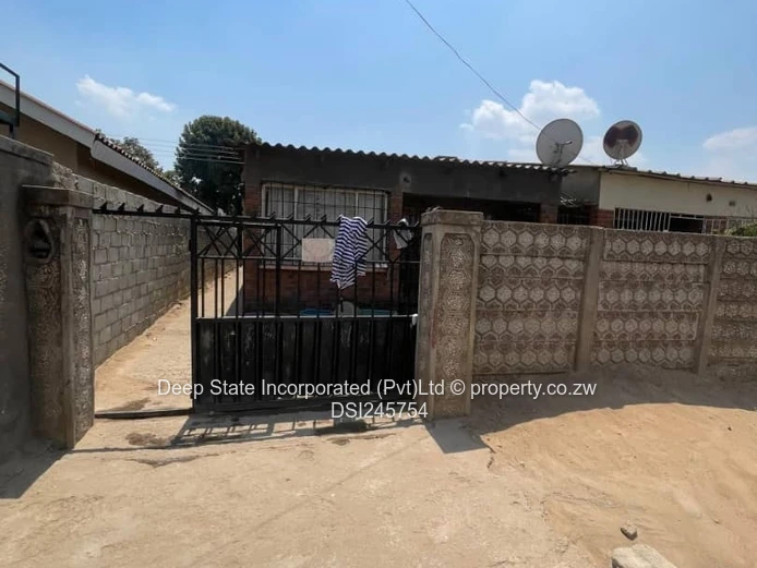 Chitungwiza zengeza 2 house for sale 