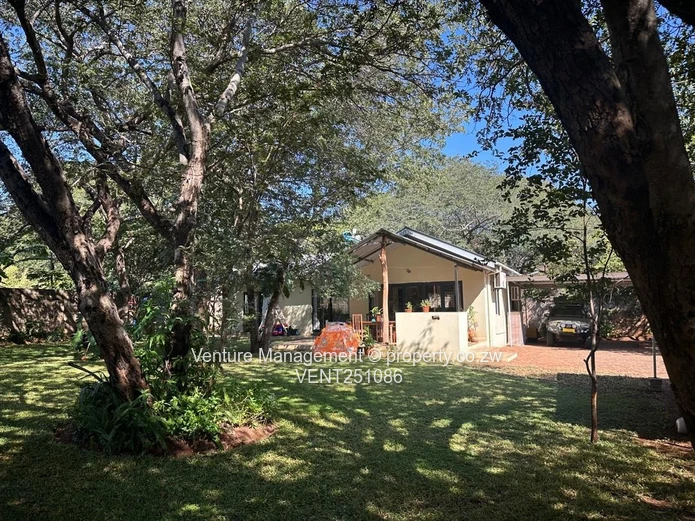 Spacious Property on Mahogany Road, Victoria Falls